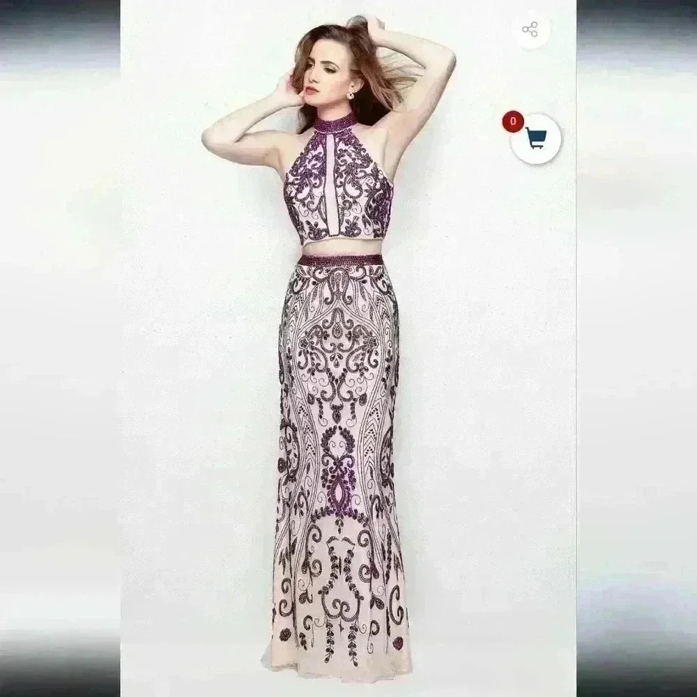 Primavera Couture - High Halter Cutout Evening Prom Dress Size 10